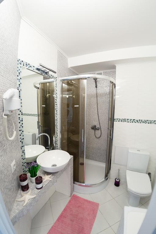 Chornovola Avenue Apartment Львів Екстер'єр фото
